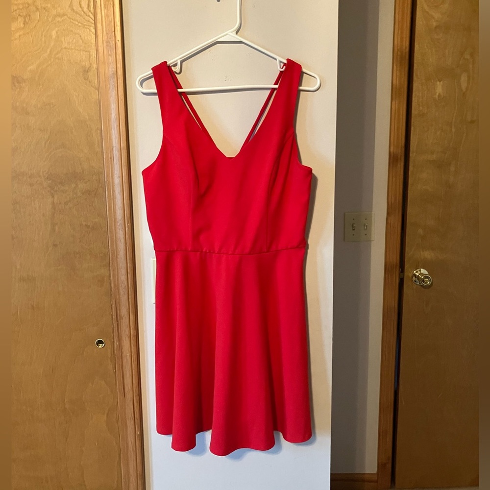 Like new ❤️ RED hot strappy By & By Dress in Large
